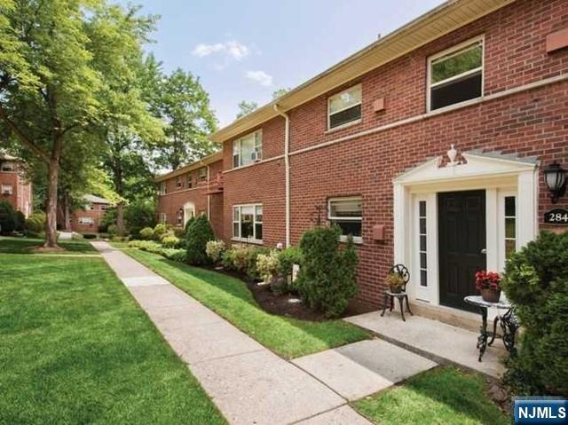 property viewer photo 24