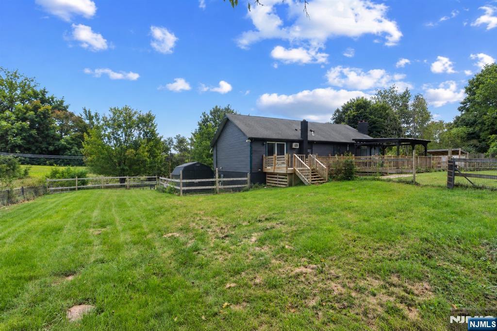 main property photo 31
