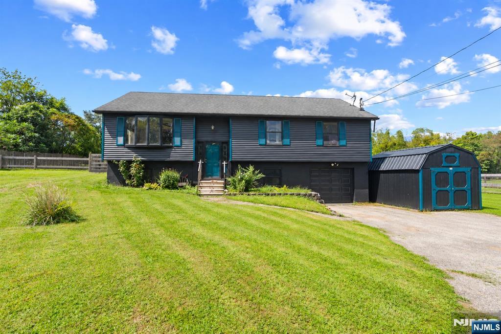 main property photo 36