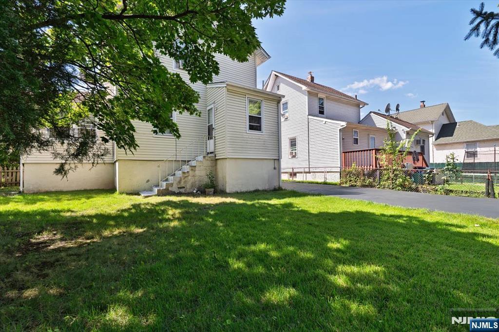 main property photo 22