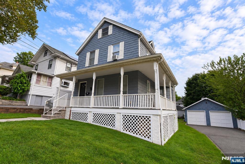 main property photo 22