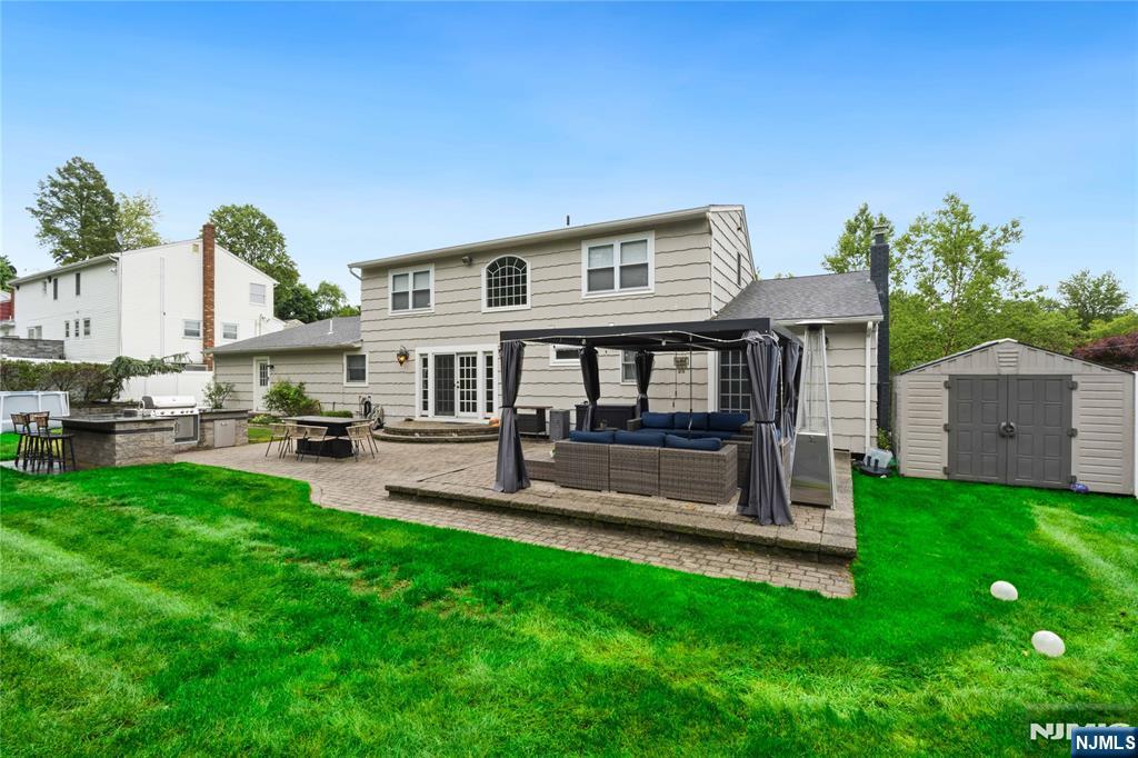 main property photo 41
