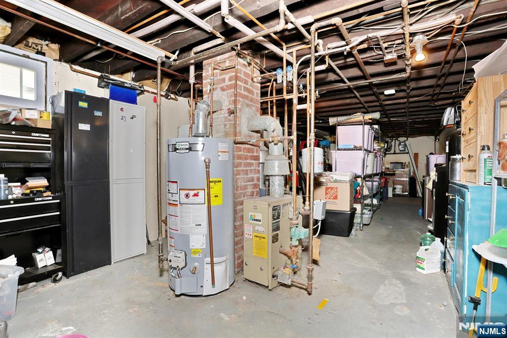 main property photo 34
