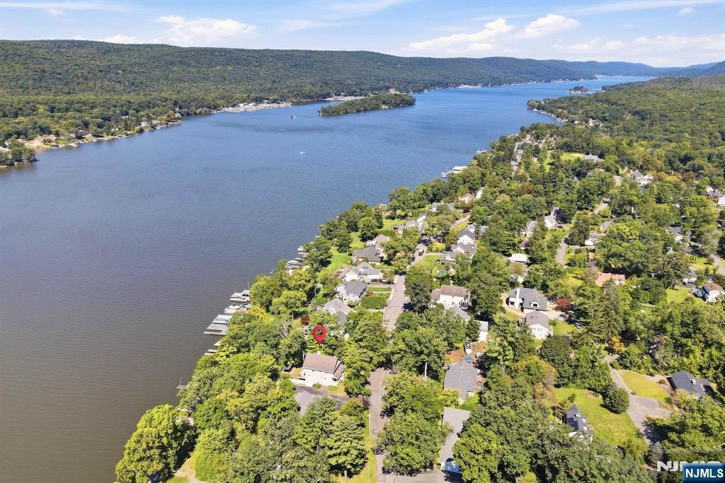 main property photo 41