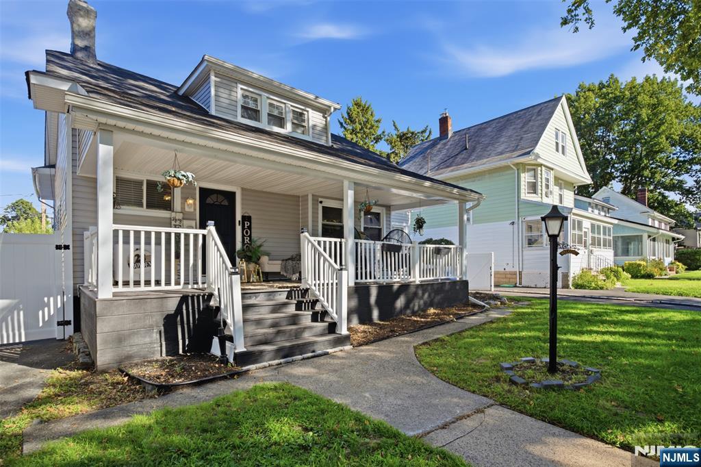 main property photo 4