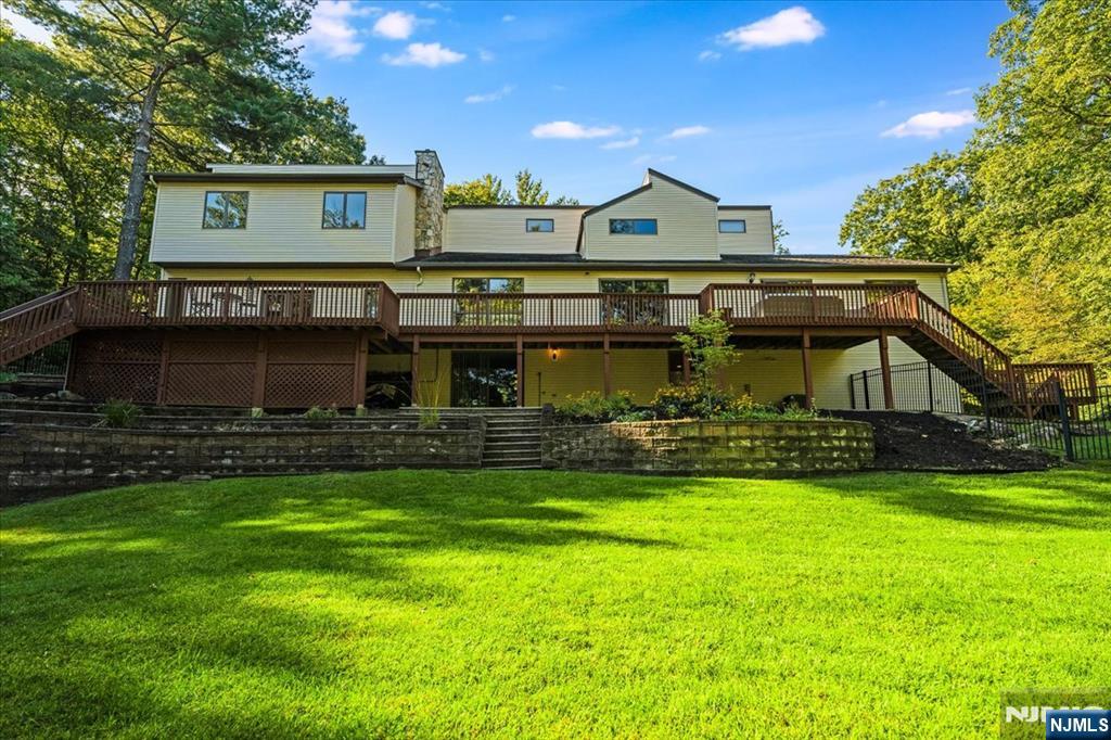 main property photo 28