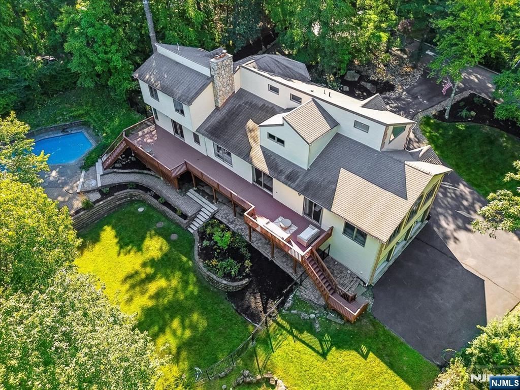 main property photo 29