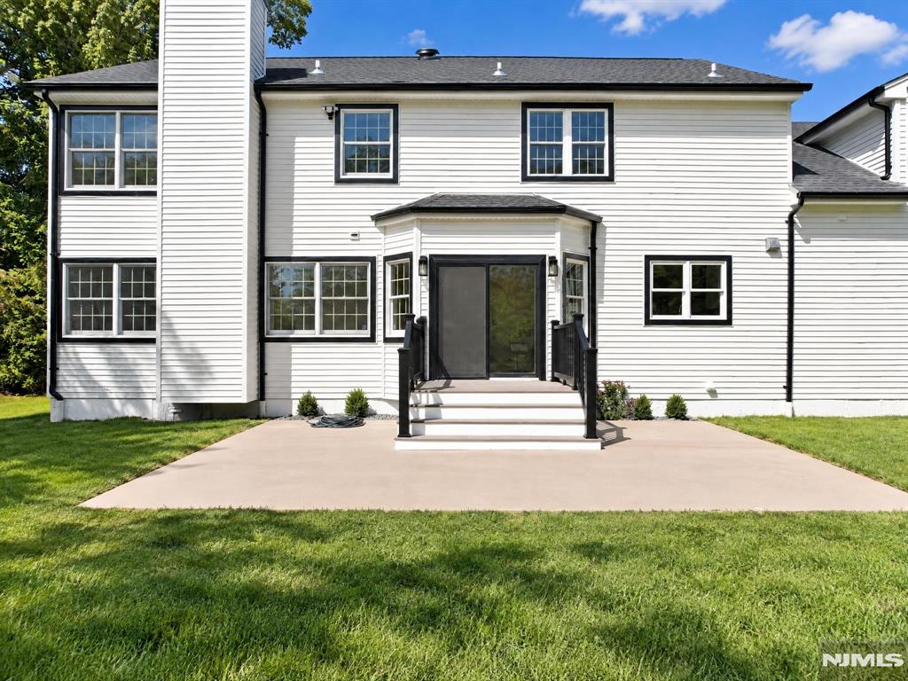 main property photo 43