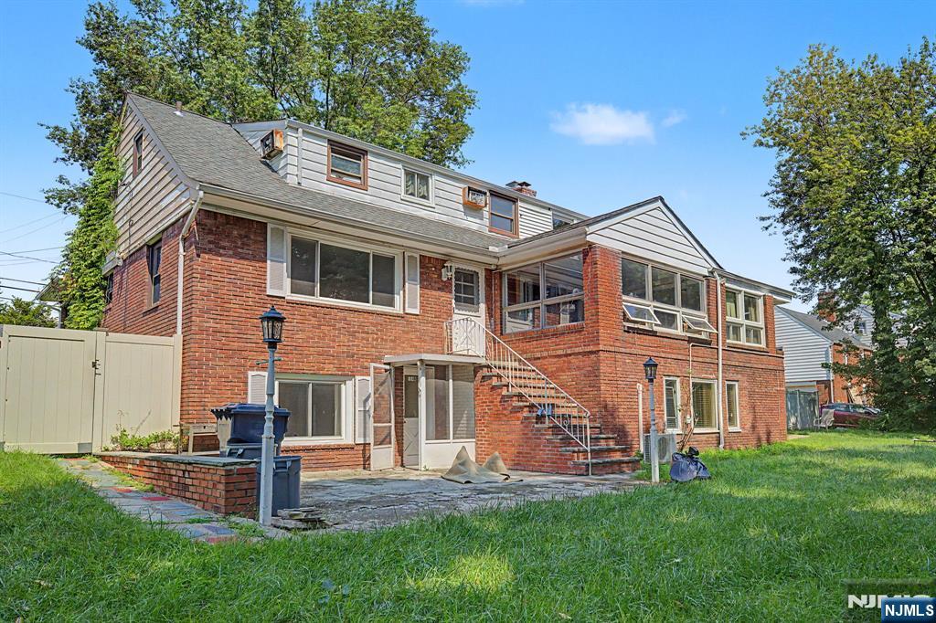 main property photo 45