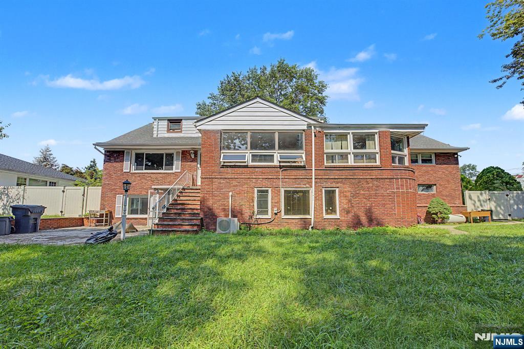 main property photo 46