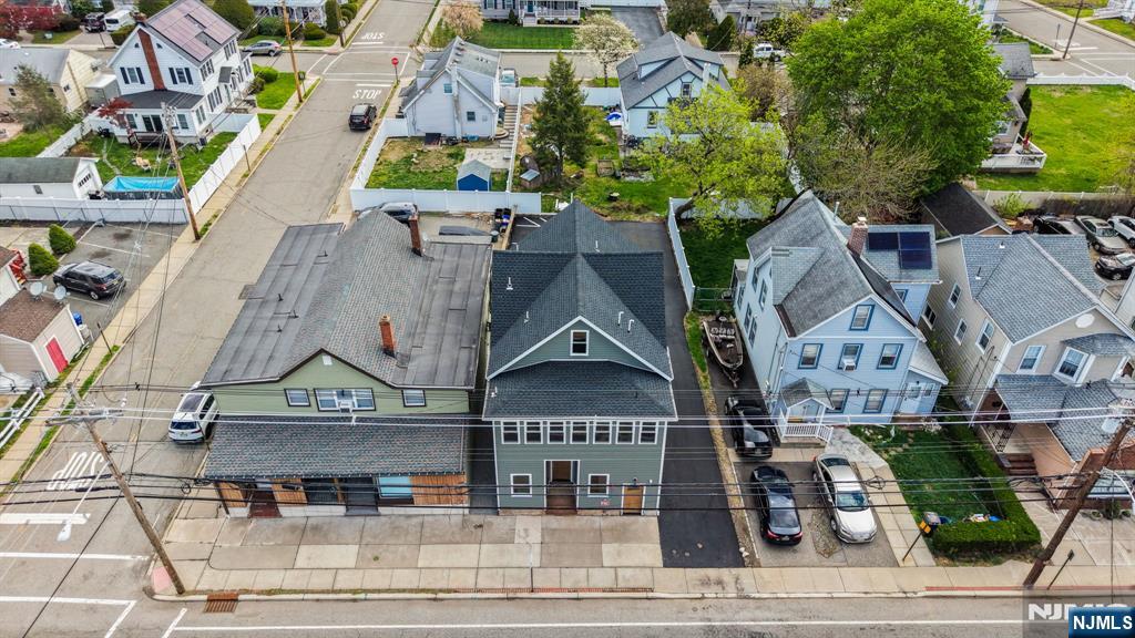 main property photo 15