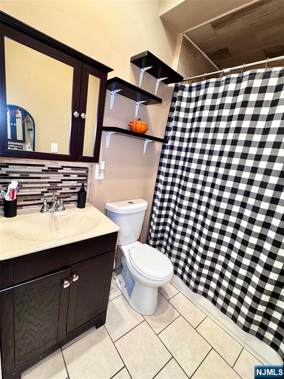 main property photo 12