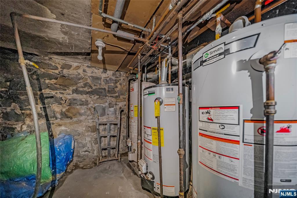 main property photo 43