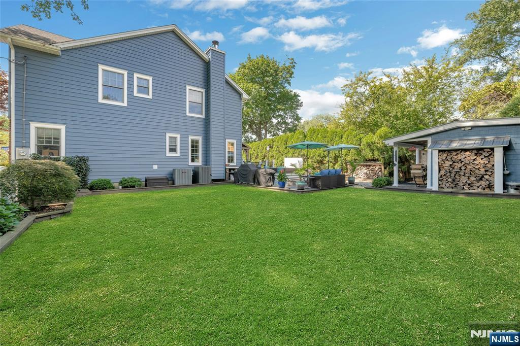 main property photo 39