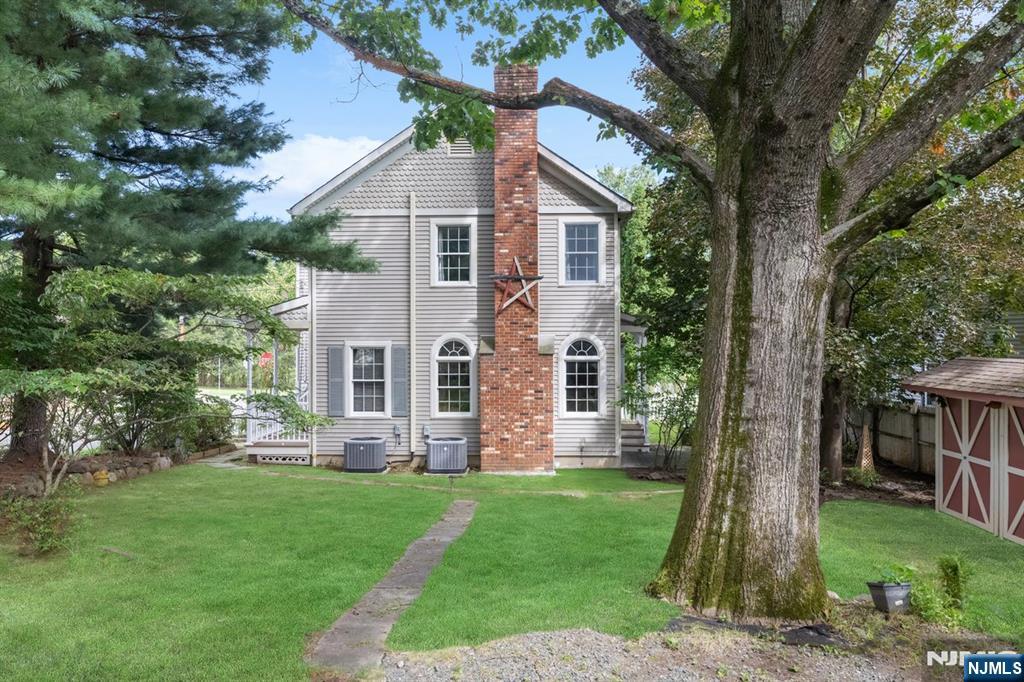 main property photo 34