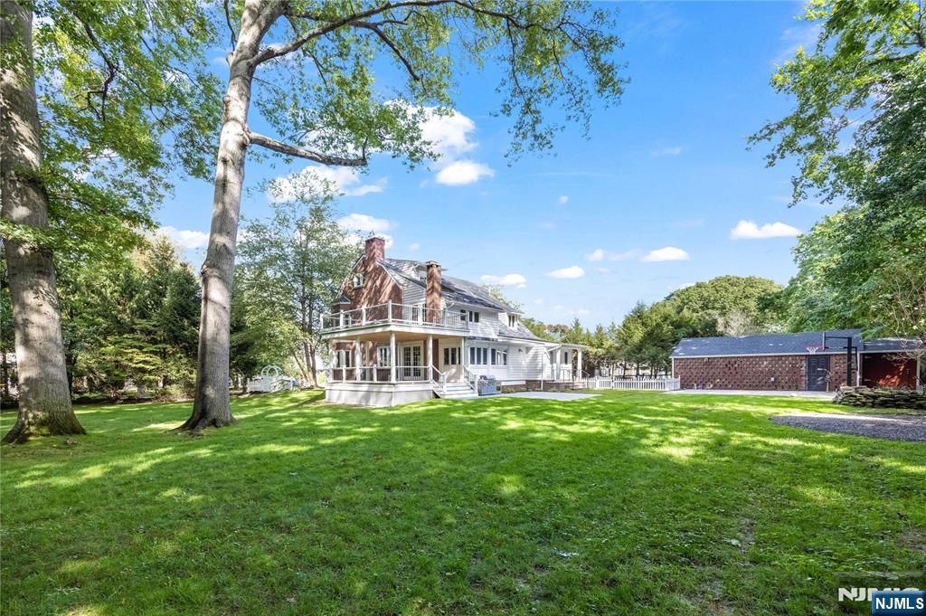 main property photo 41