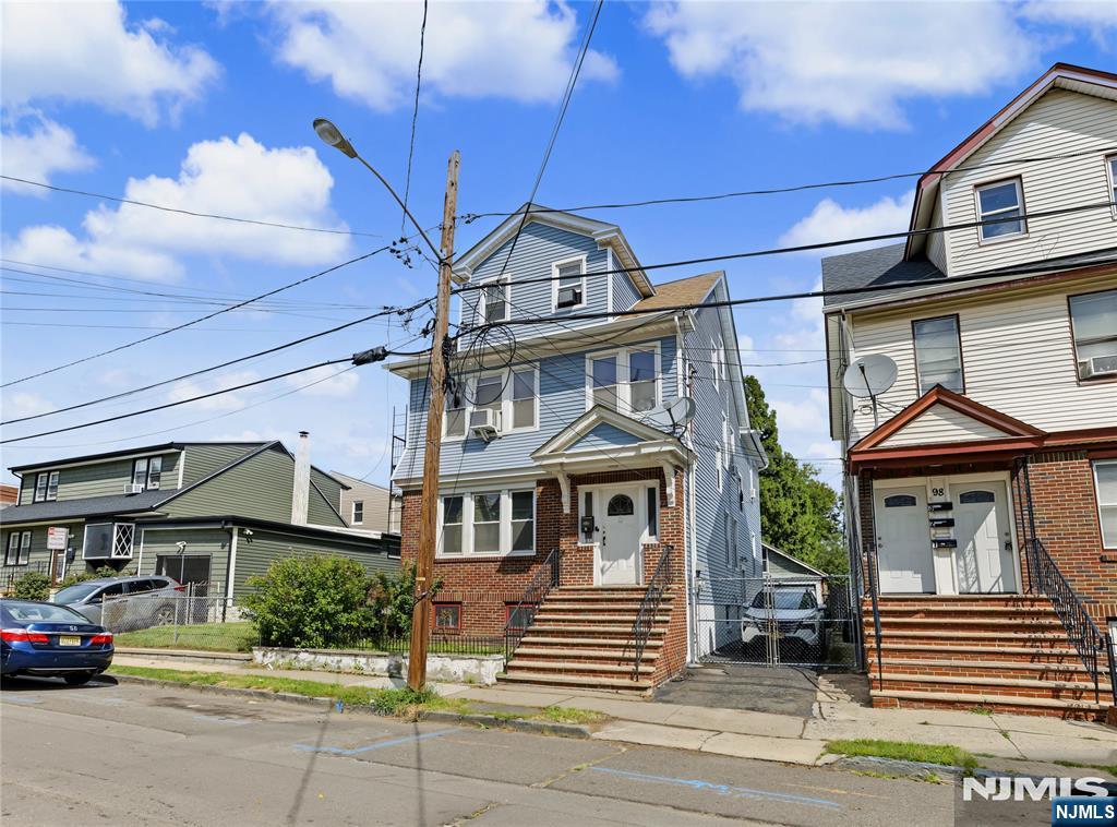 main property photo 1
