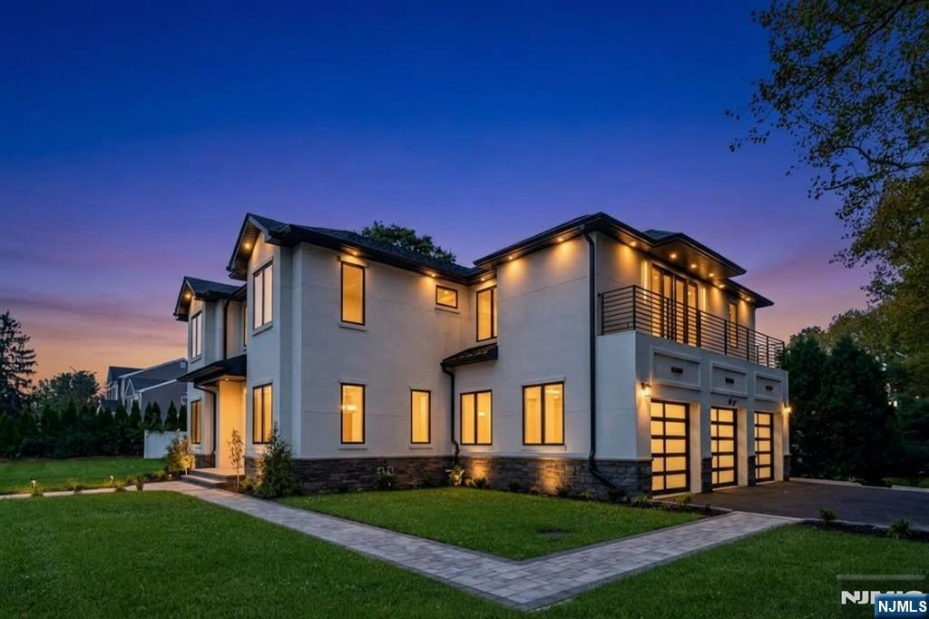 main property photo 48