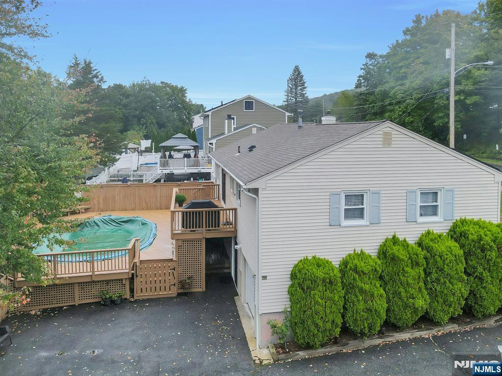 main property photo 43