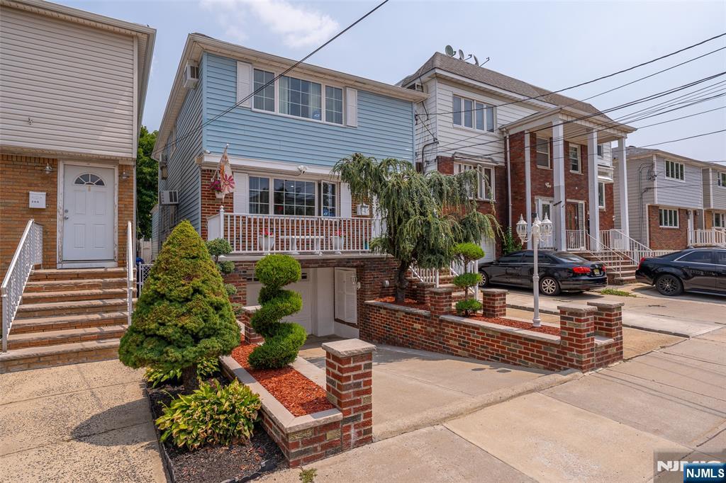 main property photo 31