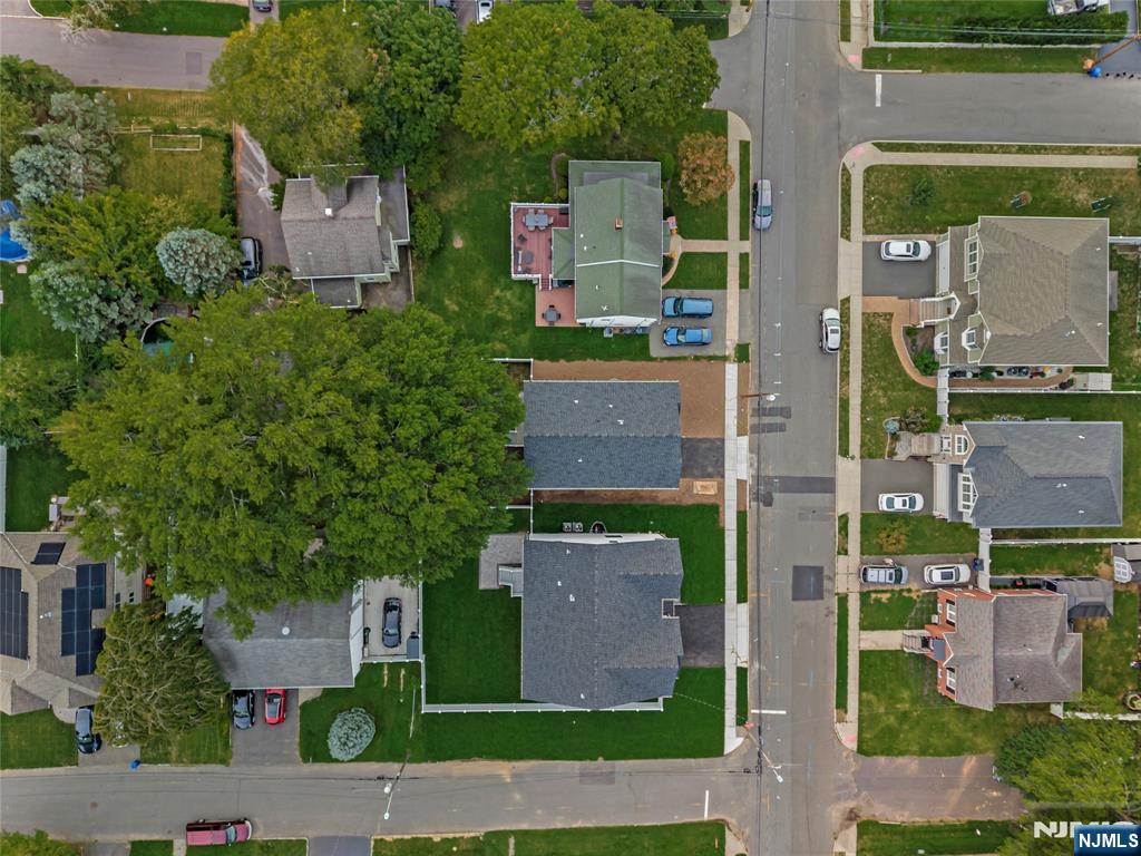 main property photo 49