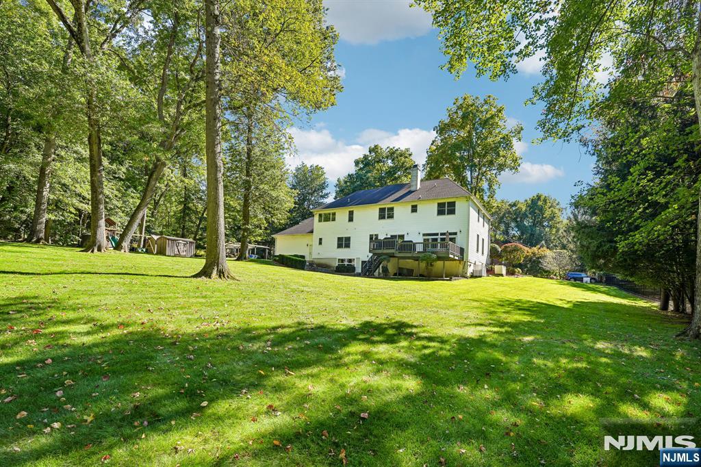 main property photo 25