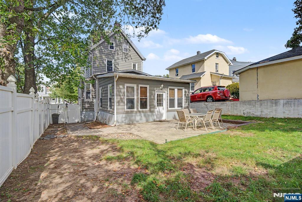 main property photo 46