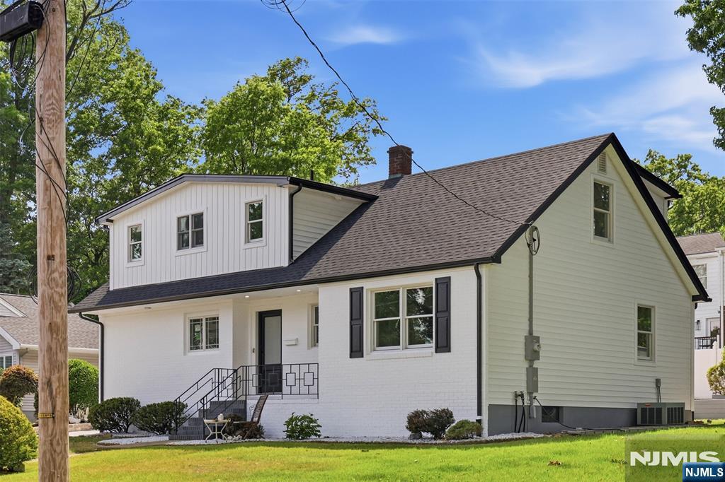 main property photo 41