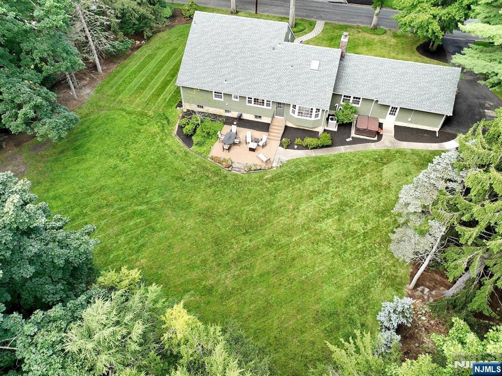 main property photo 44