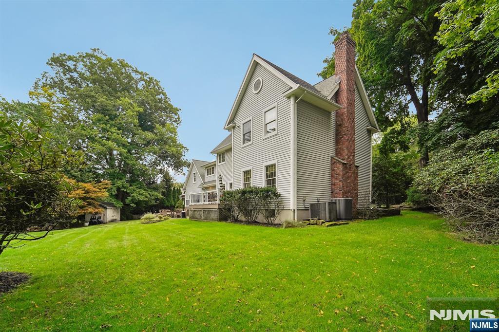 main property photo 36