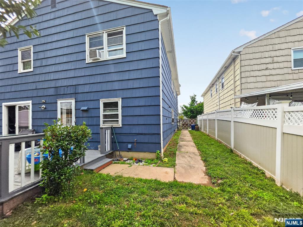 main property photo 34