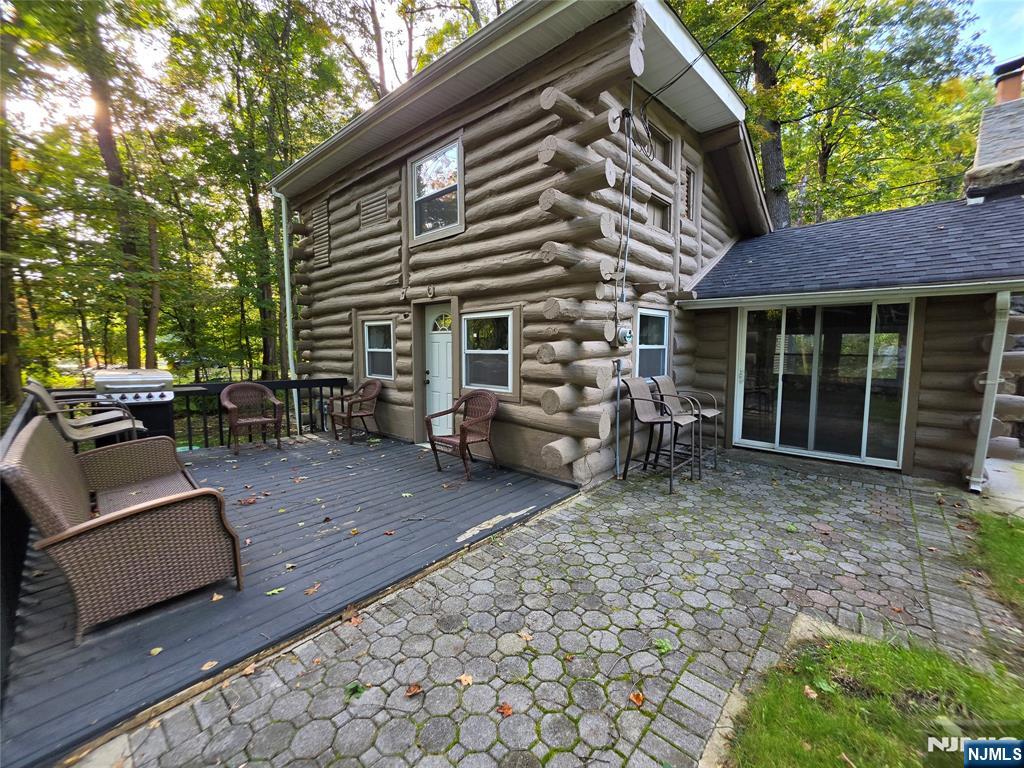 main property photo 11