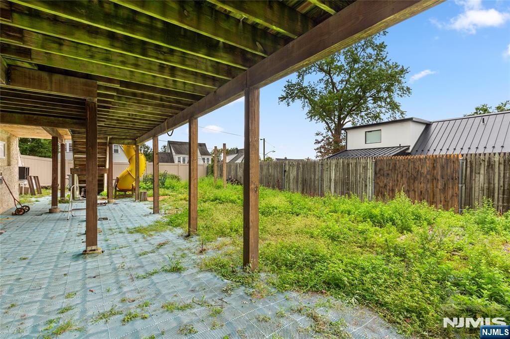 main property photo 47