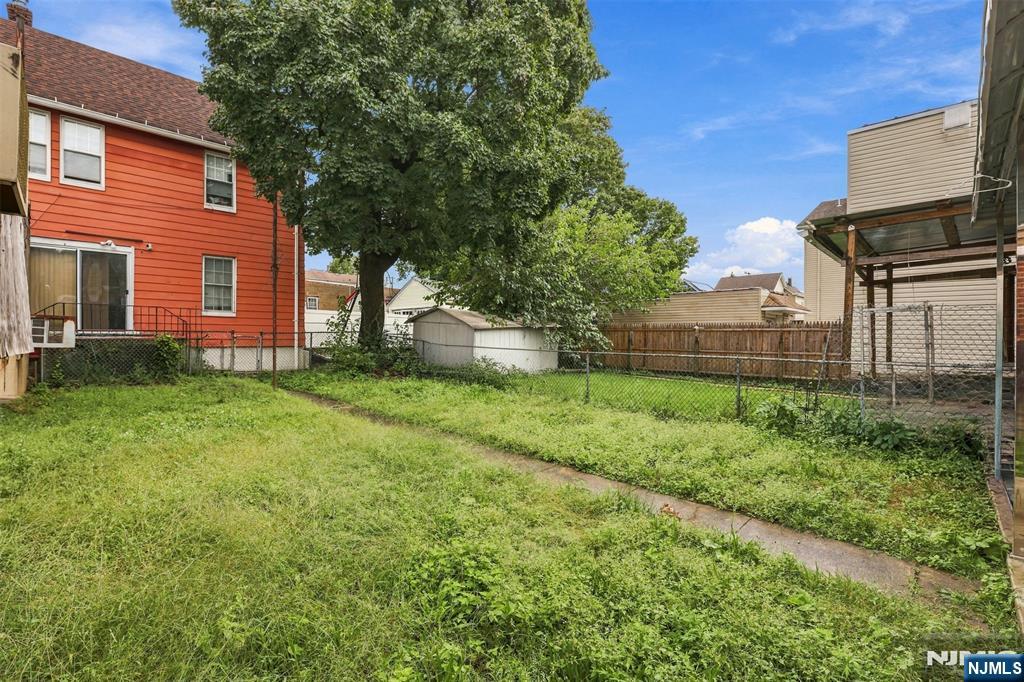 main property photo 21