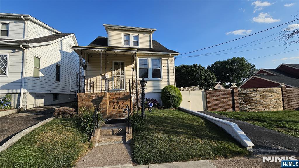 main property photo 1