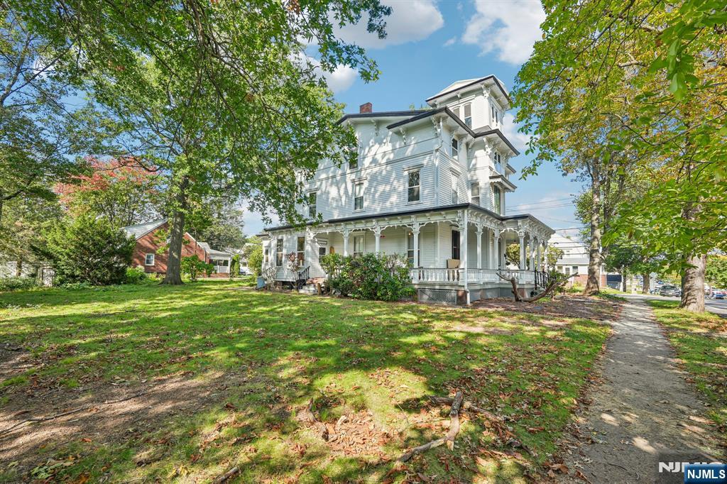 main property photo 44
