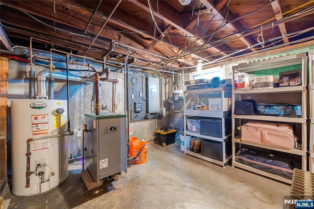 main property photo 24