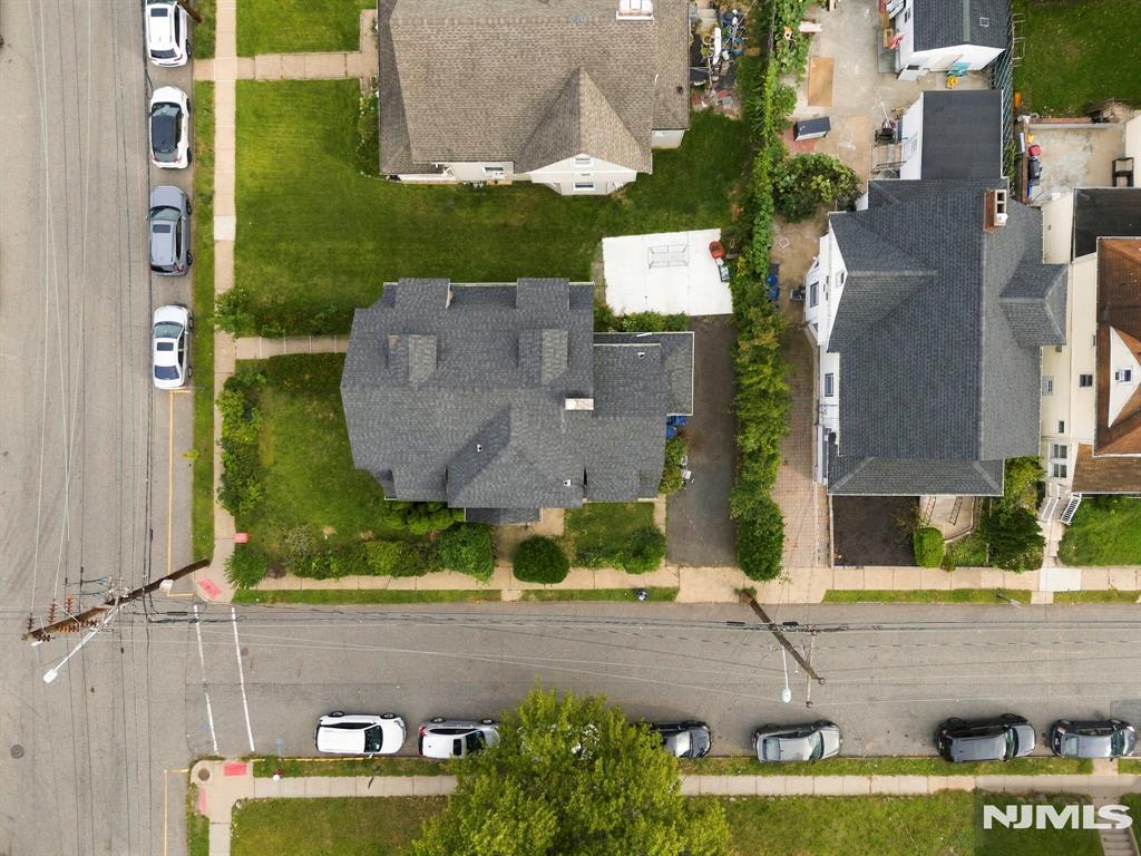 main property photo 48