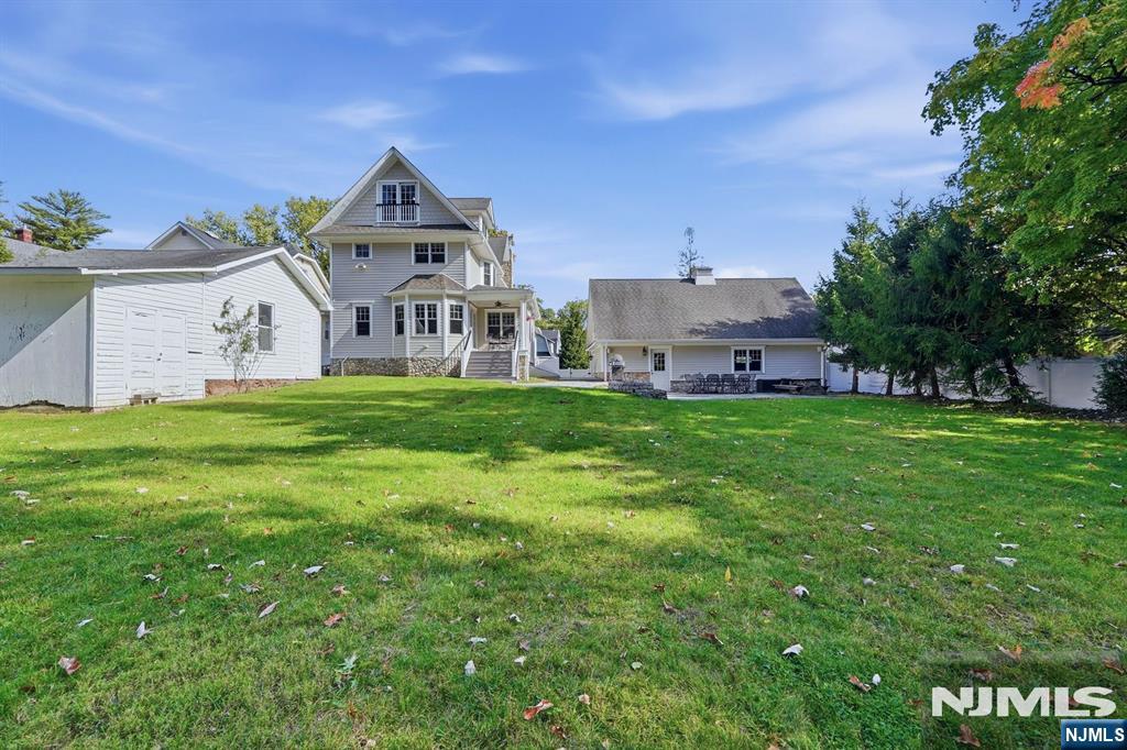 main property photo 48