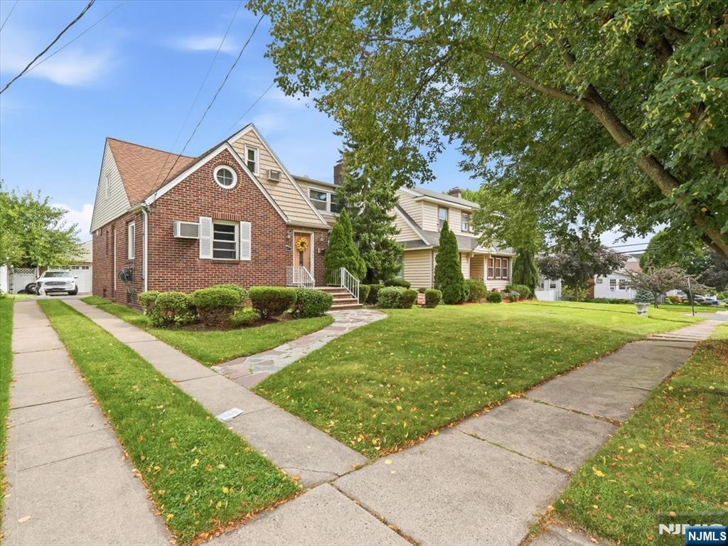 main property photo 42