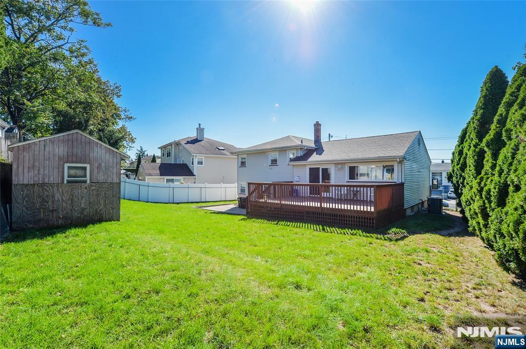 main property photo 21