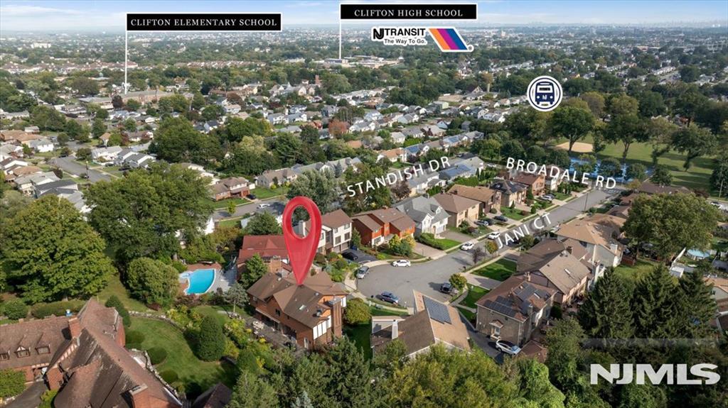 main property photo 49