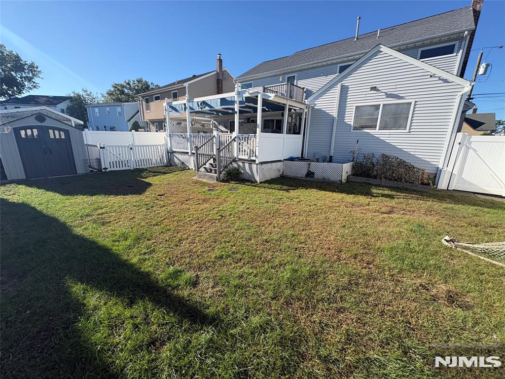 main property photo 31