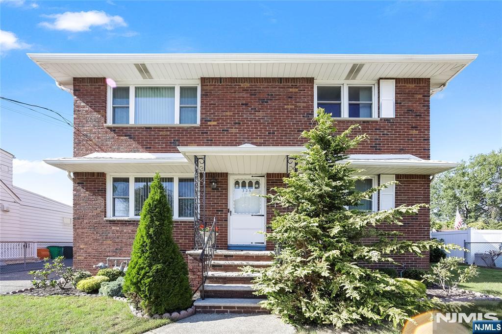 main property photo 34