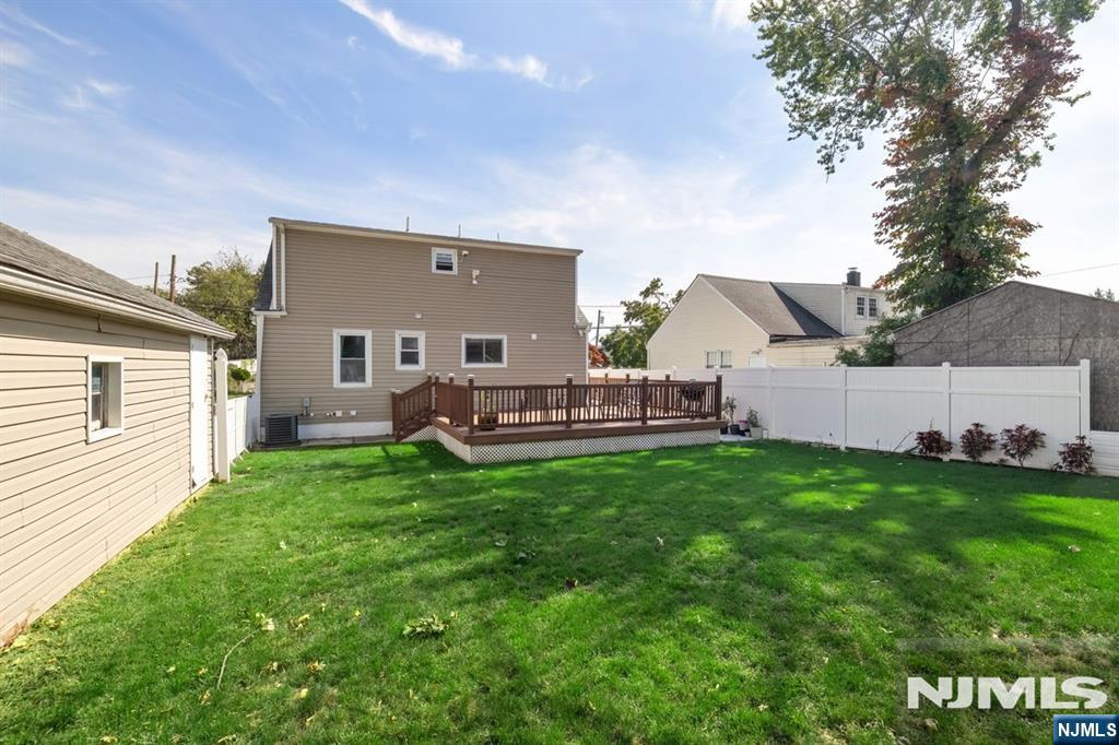 main property photo 27