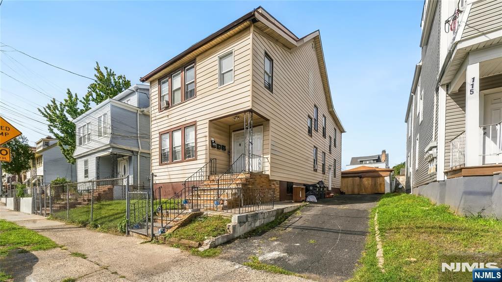 main property photo 1
