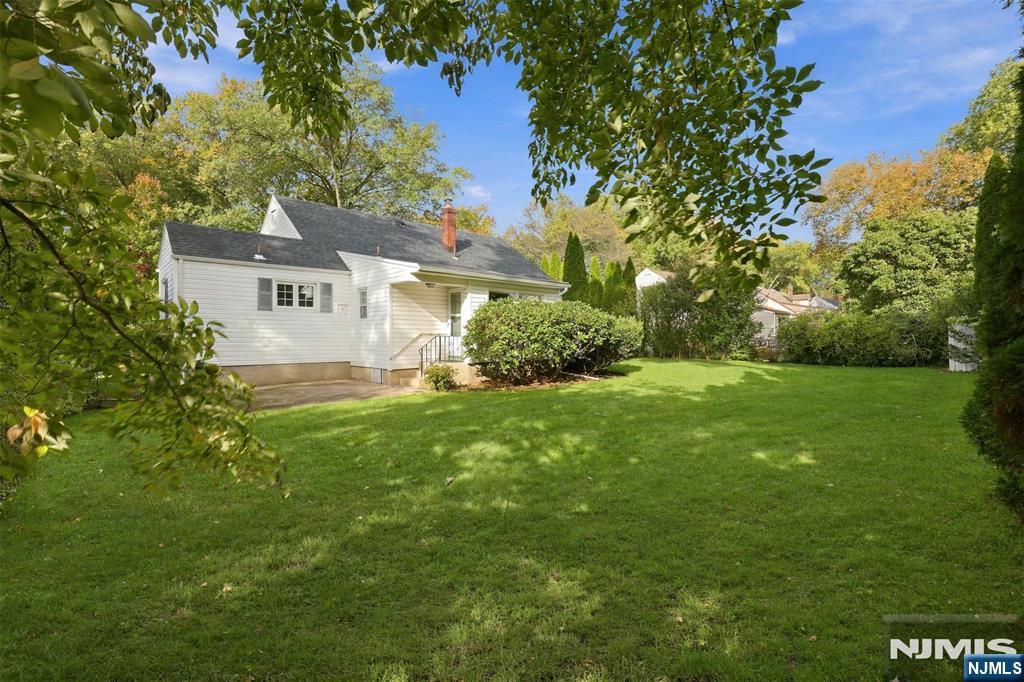 main property photo 4