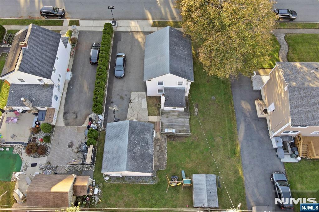 main property photo 39