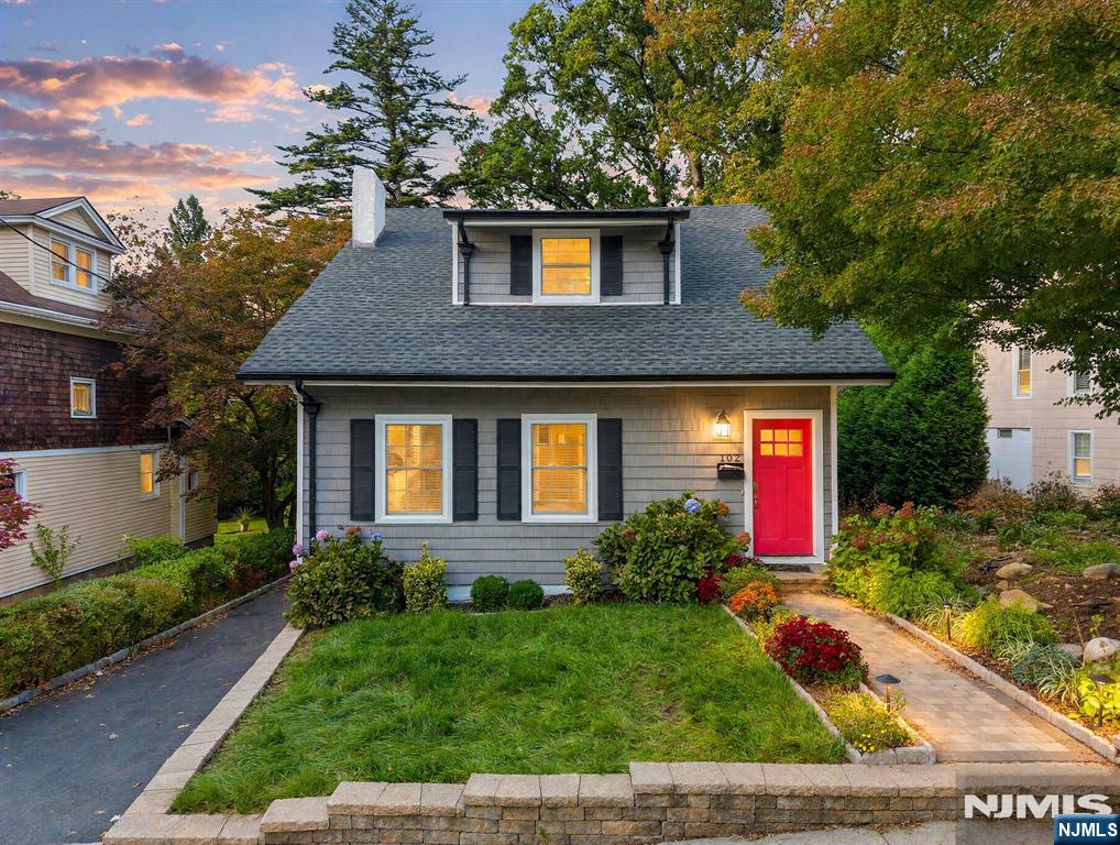 main property photo 37