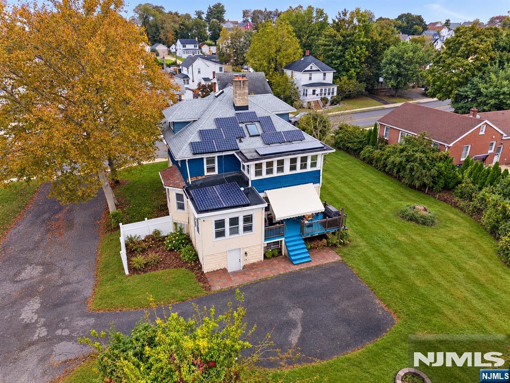 main property photo 22